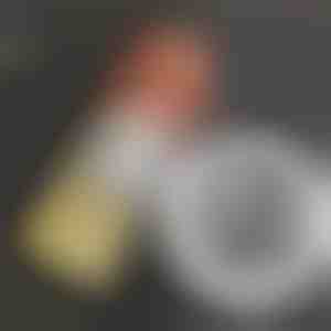 Péče o kůži a dřevo, která obnovuje lesk | REVIVAPRO